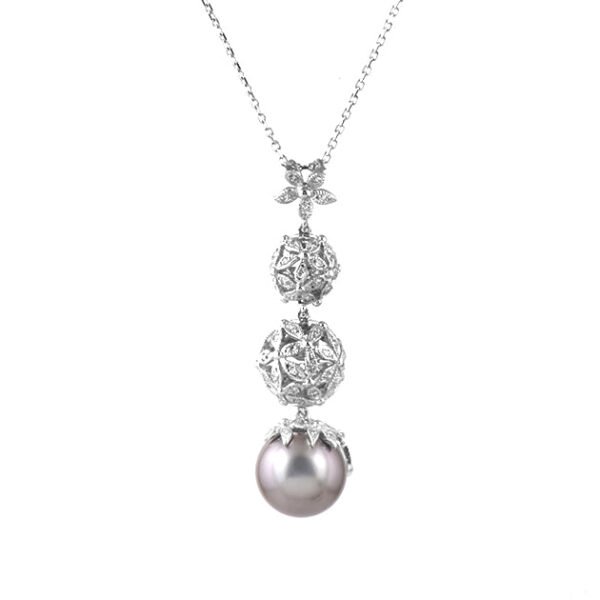 Sophisticated 18K Gold, Diamond, and Natural Tahitian Pearl Pendant