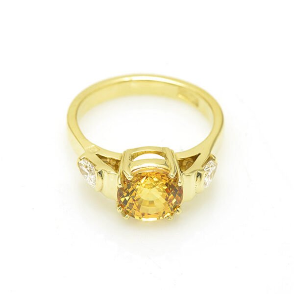 18K Yellow Gold Diamond and Sapphire Ring - Image 2