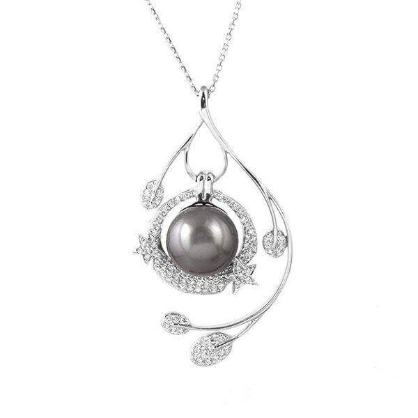 Sophisticated 18K White Gold, Diamond, and Tahitian Pearl Pendant