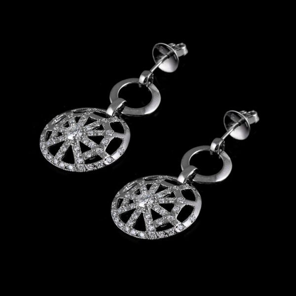 18K White Gold Diamond Drop Earrings - Image 4