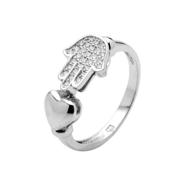 Timeless Elegance: 18K White Gold Diamond Ring