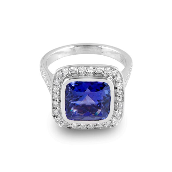 18K White Gold Tanzanite and Diamond Ring - Image 3