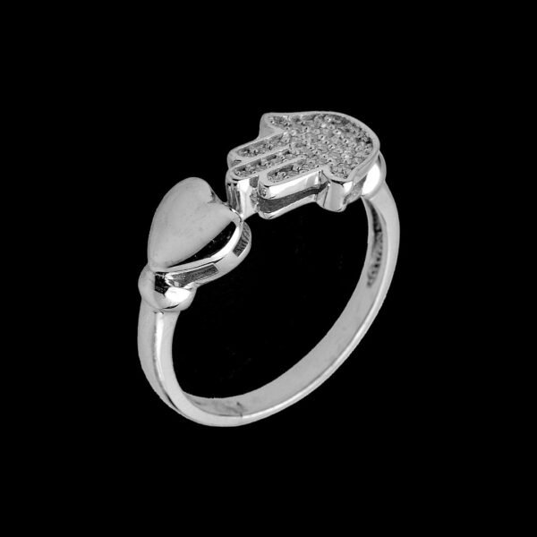 Timeless Elegance: 18K White Gold Diamond Ring - Image 5