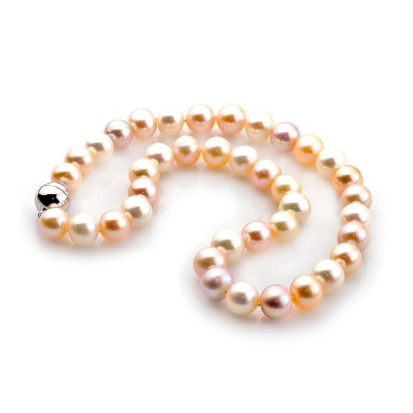 18K White Gold Freshwater Pearl Necklace