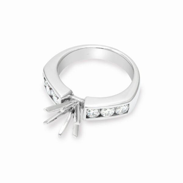 18K White Gold Diamond Solitaire - Image 3