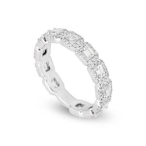 18k White Gold Diamond Band with Diamonds