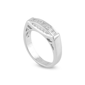18k White Gold Diamond Band