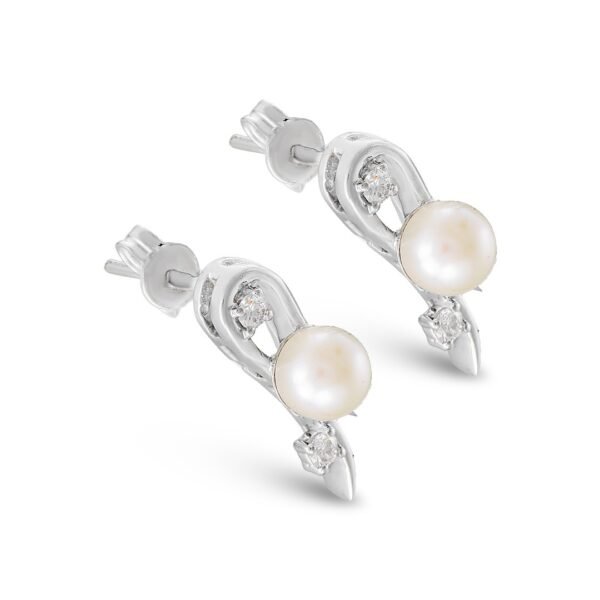 Sophisticated Pearl and Diamond Earrings in White Gold - Image 2
