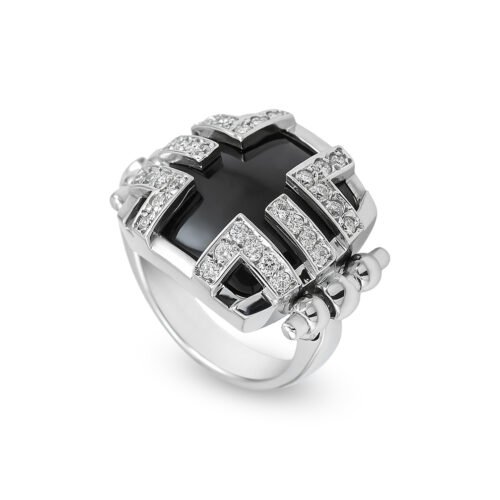 18K white gold ring with diamonds and onyx