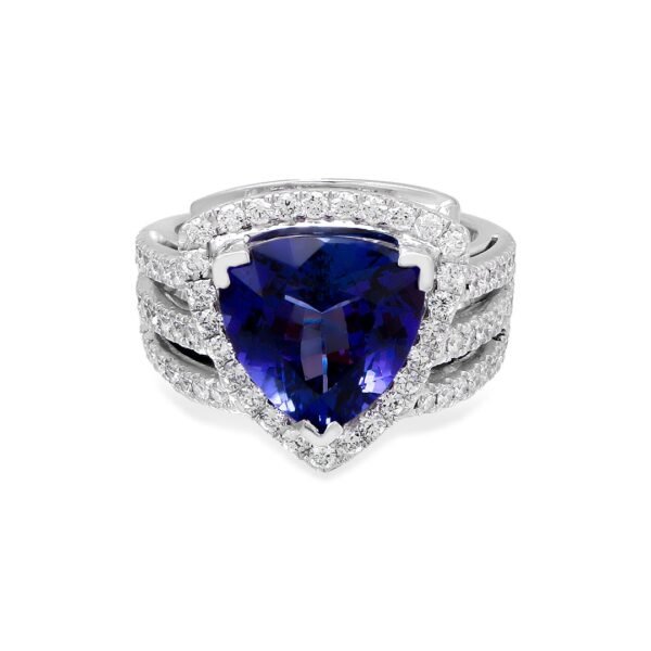 18K White Gold Tanzanite and Diamond Ring - Image 2