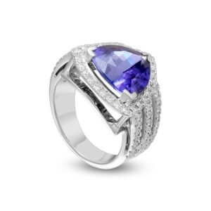 18K White Gold Tanzanite and Diamond Ring