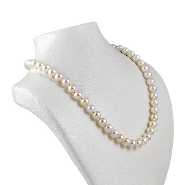 18k White Gold Mikimoto Pearl Necklace – Timeless Elegance - Image 3