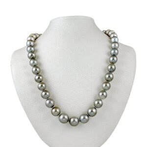 18K White Gold Tahitian Pearl Necklace