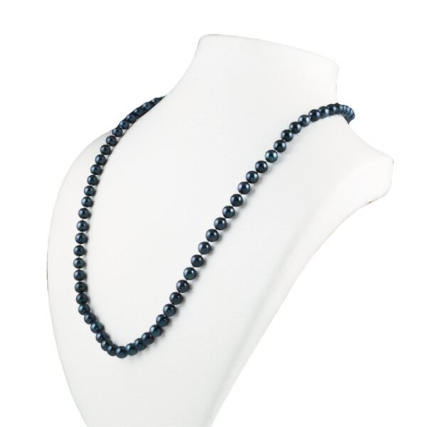 Elegant Essence: 925 Sterling Silver Freshwater Pearl Necklace - Image 2