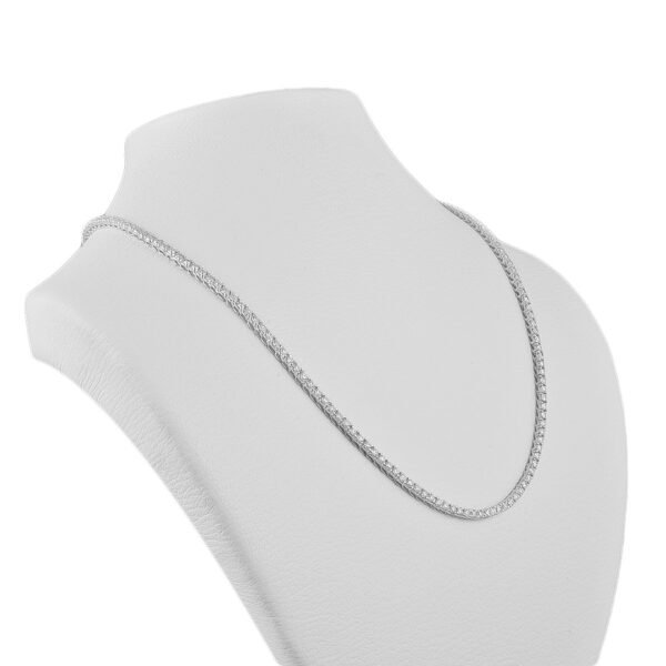 Exquisite 18K White Gold and Diamond Necklace - Image 2