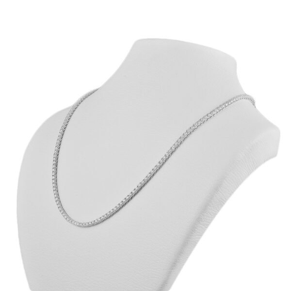 Exquisite 18K White Gold and Diamond Necklace - Image 3