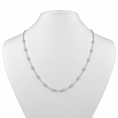 18-karat white gold necklace with diamonds