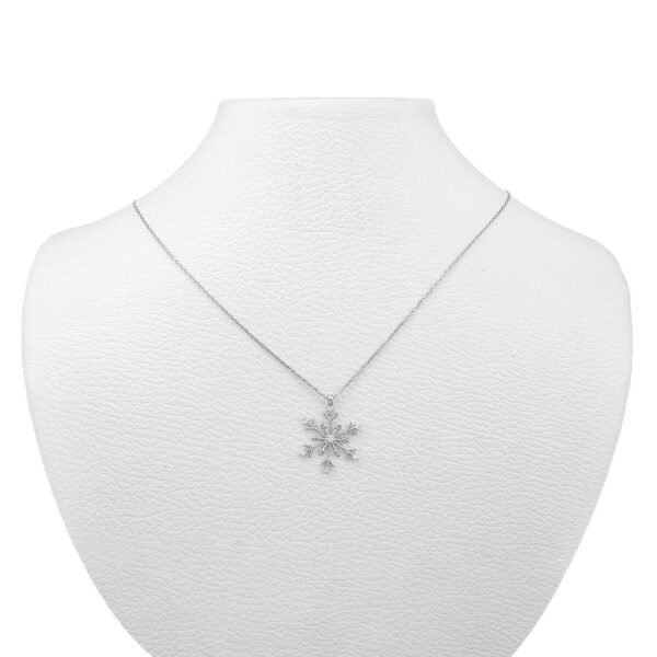 18K White Gold Diamond Necklace with VS1-G Diamonds