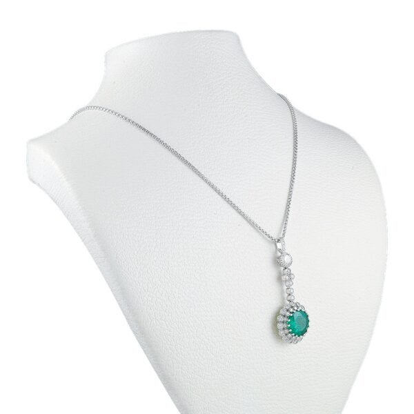 18K White Gold Pendant with Diamonds and Colombian Emerald - Image 2