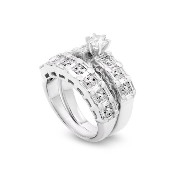 18k White Gold Diamond Set with Baguette and Brilliant Diamonds