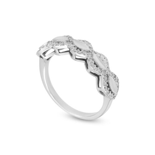 18k white gold diamond band