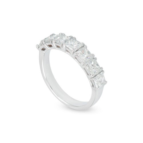 18k white gold princess diamond band