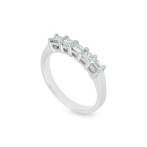 18k white gold diamond band